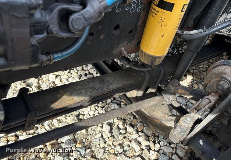 image for item YA1799 2003 Freightliner FL80 delivery truck