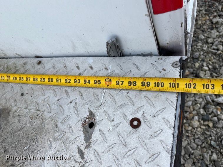 image for item YA1799 2003 Freightliner FL80 delivery truck