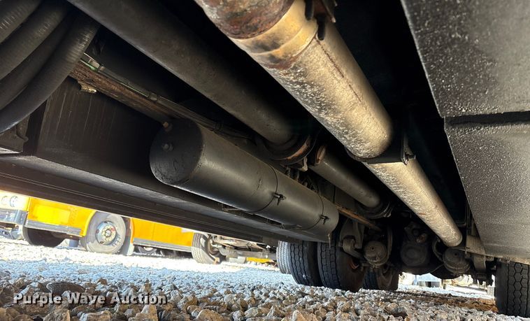 image for item YA1799 2003 Freightliner FL80 delivery truck