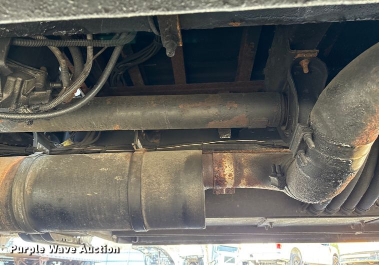 image for item YA1799 2003 Freightliner FL80 delivery truck