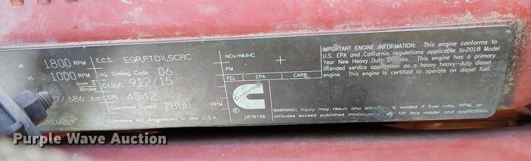 image for item YA1802 2019 Volvo VNL semi truck