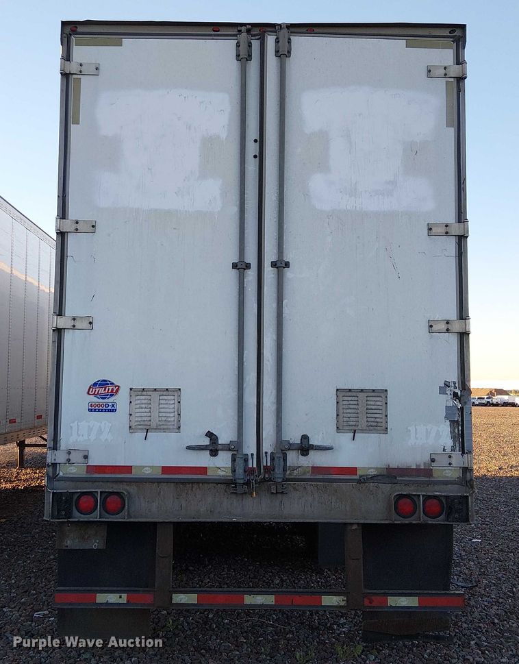 image for item YA1803 2016 Utility VS2DX dry van trailer