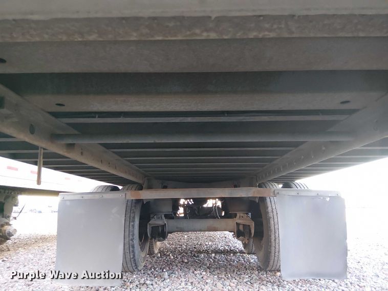 image for item YA1803 2016 Utility VS2DX dry van trailer