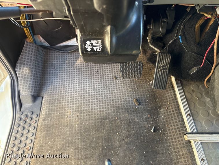 image for item YA1815 2001 Freightliner FL70 mobile medical unit