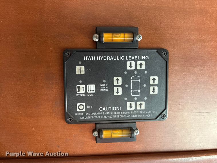 image for item YA1815 2001 Freightliner FL70 mobile medical unit
