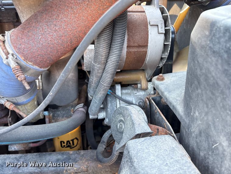 image for item YA1815 2001 Freightliner FL70 mobile medical unit