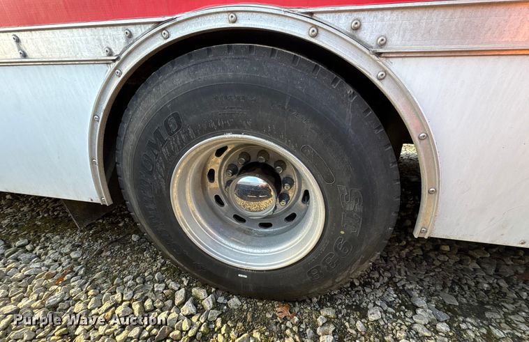 image for item YA1815 2001 Freightliner FL70 mobile medical unit