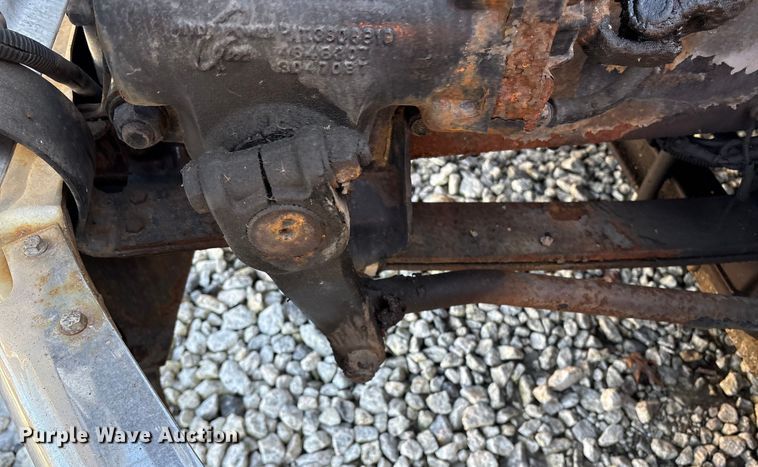 image for item YA1815 2001 Freightliner FL70 mobile medical unit