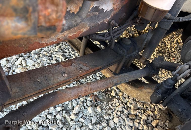 image for item YA1815 2001 Freightliner FL70 mobile medical unit