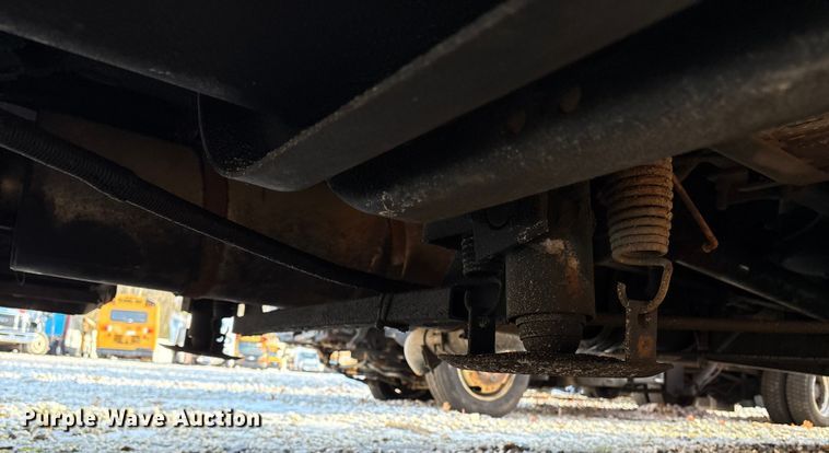 image for item YA1815 2001 Freightliner FL70 mobile medical unit