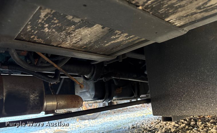 image for item YA1815 2001 Freightliner FL70 mobile medical unit