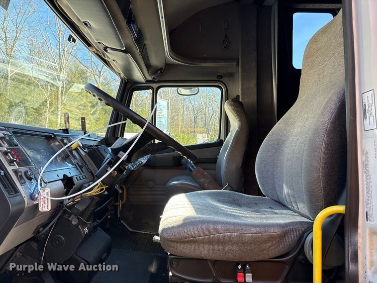 image for item YA1816 2003 Freightliner FL80 mobile medical unit