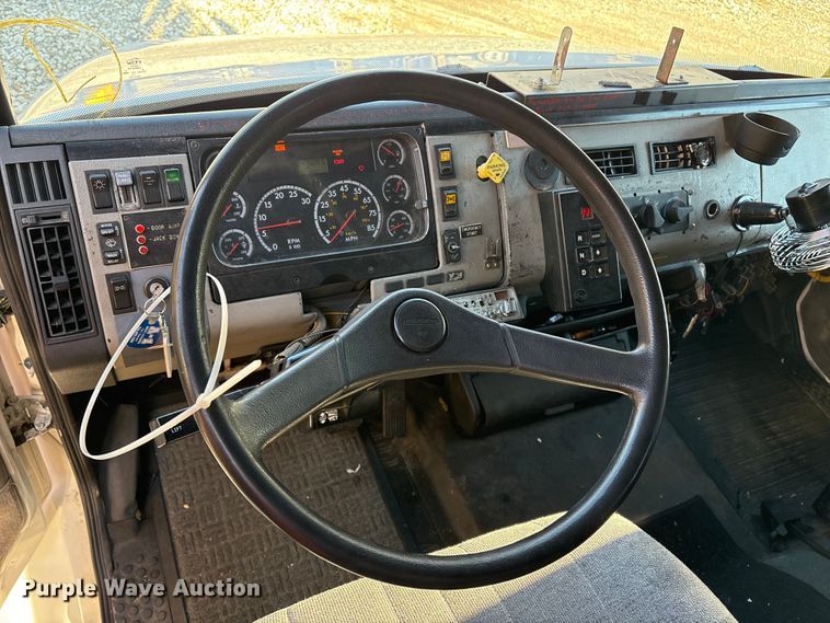 image for item YA1816 2003 Freightliner FL80 mobile medical unit