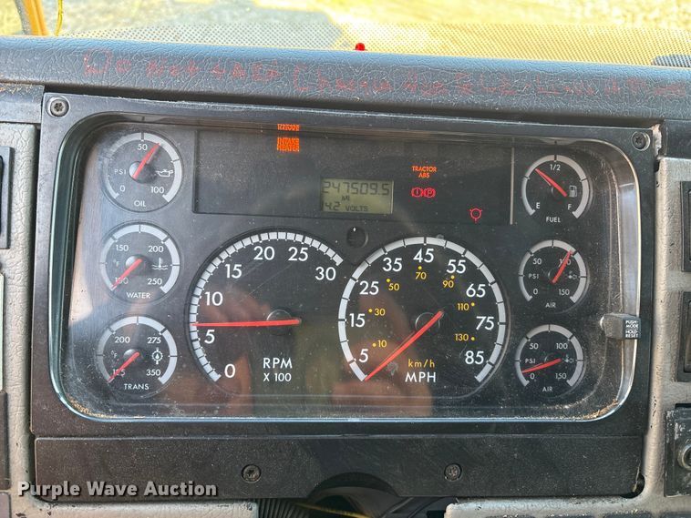 image for item YA1816 2003 Freightliner FL80 mobile medical unit