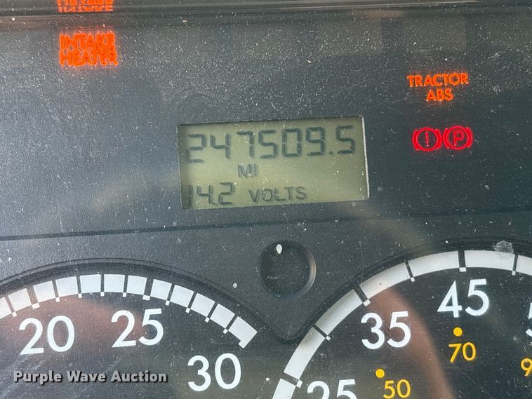 image for item YA1816 2003 Freightliner FL80 mobile medical unit