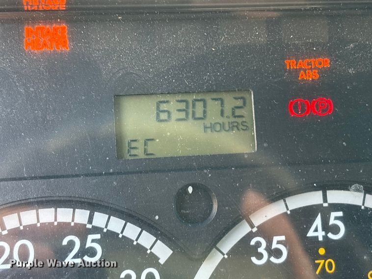 image for item YA1816 2003 Freightliner FL80 mobile medical unit