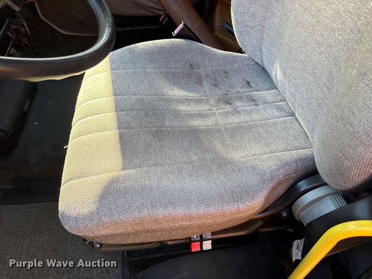 image for item YA1816 2003 Freightliner FL80 mobile medical unit