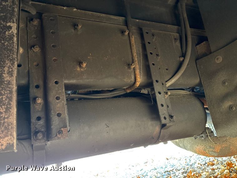 image for item YA1816 2003 Freightliner FL80 mobile medical unit