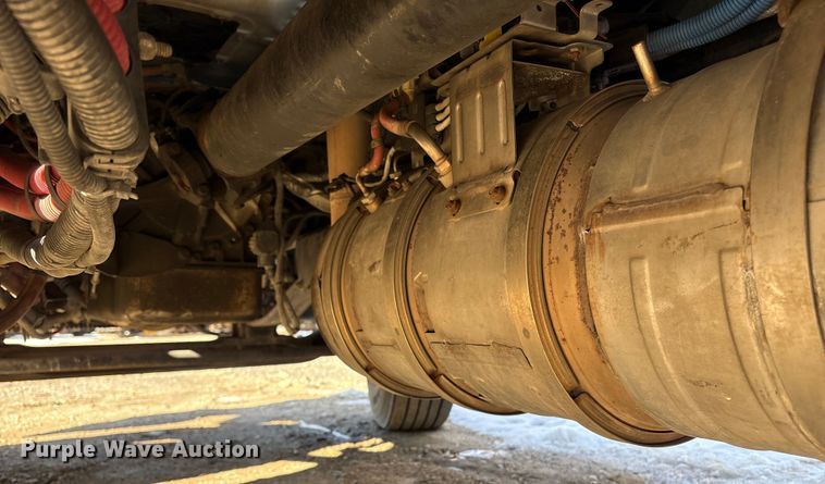 image for item YA1855 2018 Freightliner Business Class M2 box truck