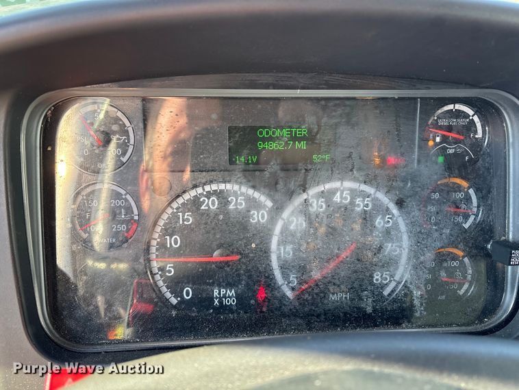 image for item YA1855 2018 Freightliner Business Class M2 box truck