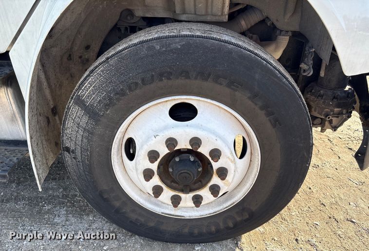 image for item YA1855 2018 Freightliner Business Class M2 box truck