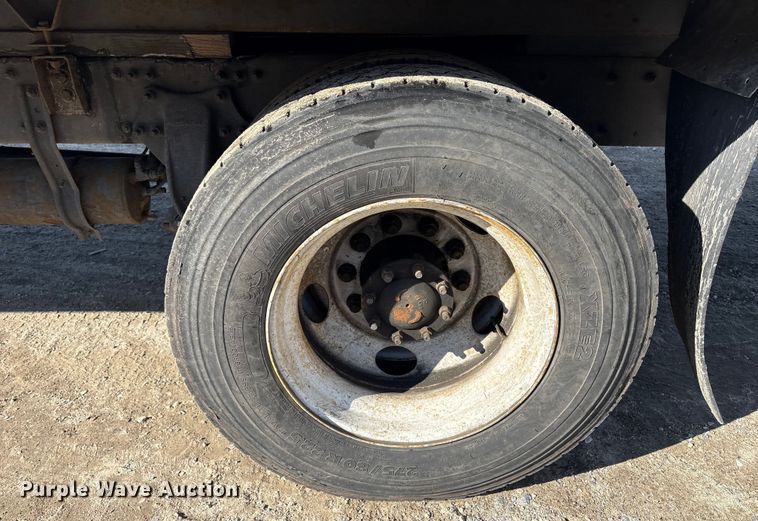 image for item YA1855 2018 Freightliner Business Class M2 box truck