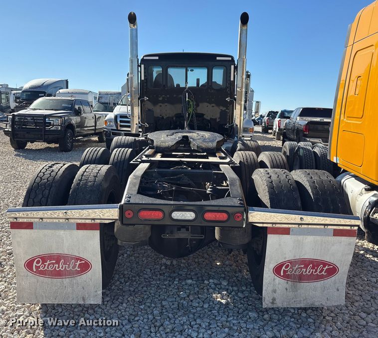 image for item YA1907 2025 Peterbilt 589 semi truck