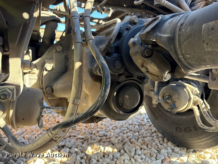 image for item YA1907 2025 Peterbilt 589 semi truck