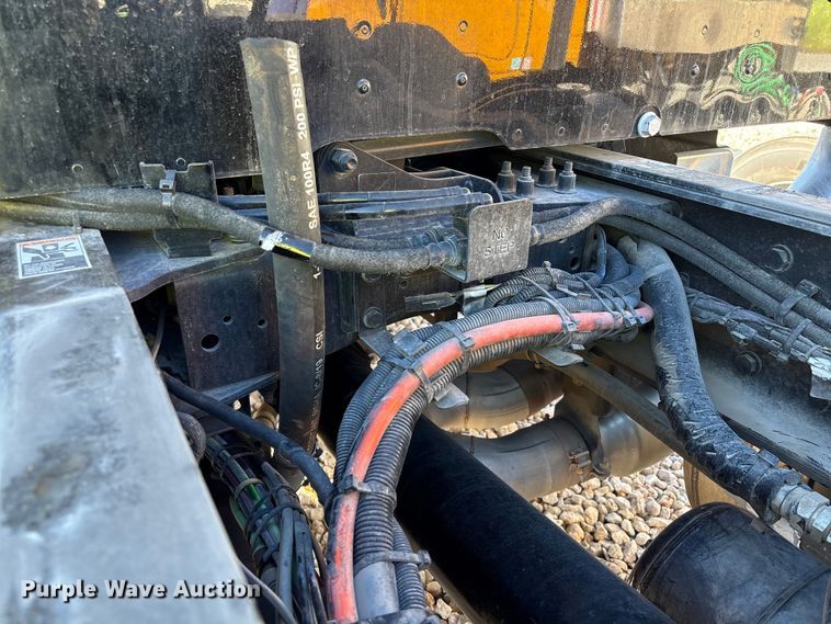 image for item YA1907 2025 Peterbilt 589 semi truck