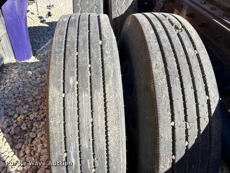 image for item YA1907 2025 Peterbilt 589 semi truck