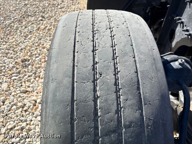 image for item YA1907 2025 Peterbilt 589 semi truck