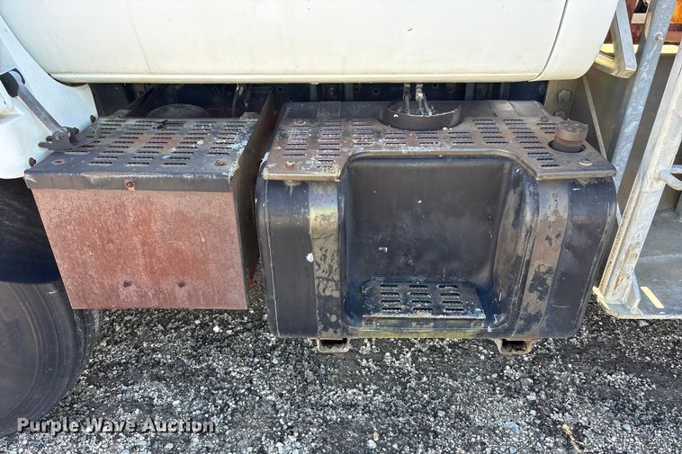 image for item YA1969 2002 GMC C7000 communications truck