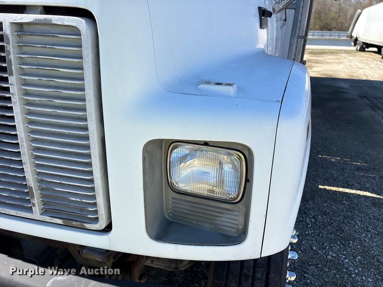 image for item YA1969 2002 GMC C7000 communications truck