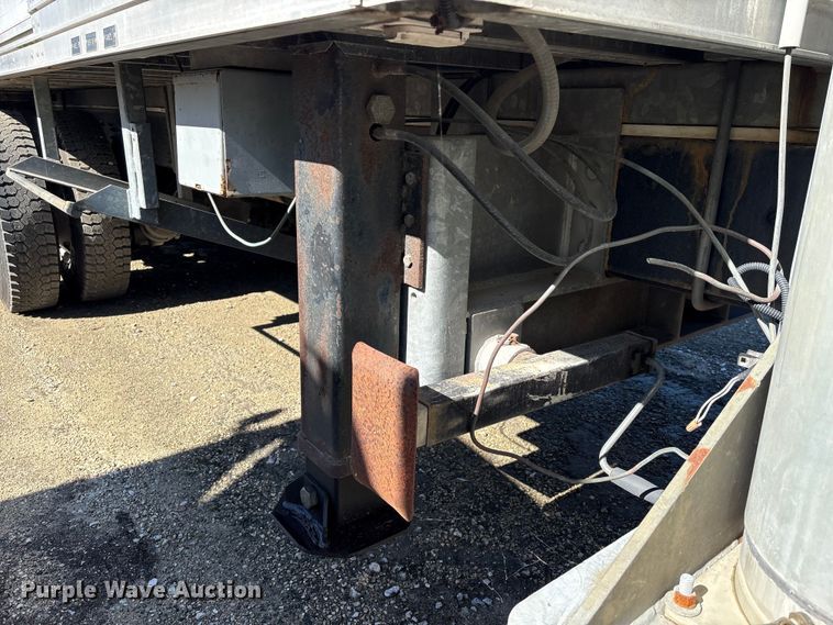 image for item YA1969 2002 GMC C7000 communications truck