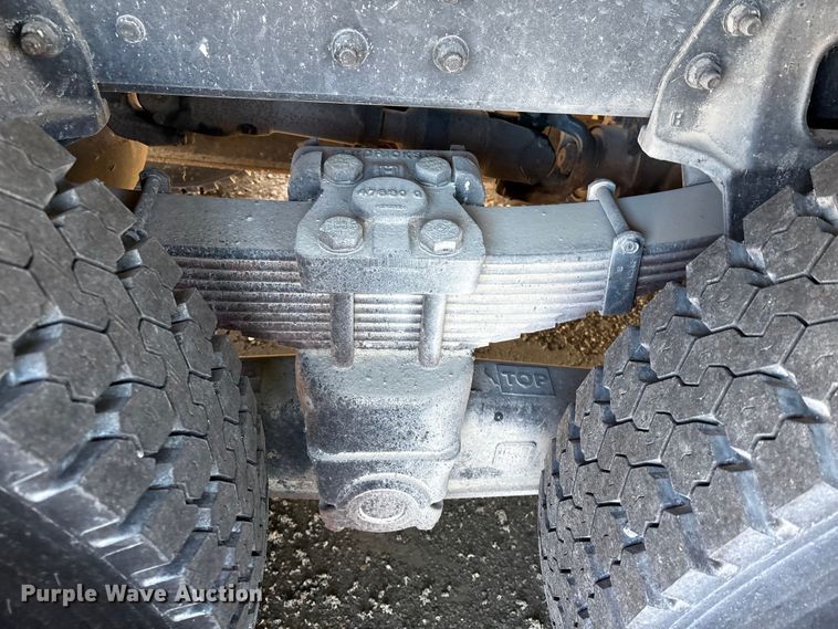 image for item YA1969 2002 GMC C7000 communications truck