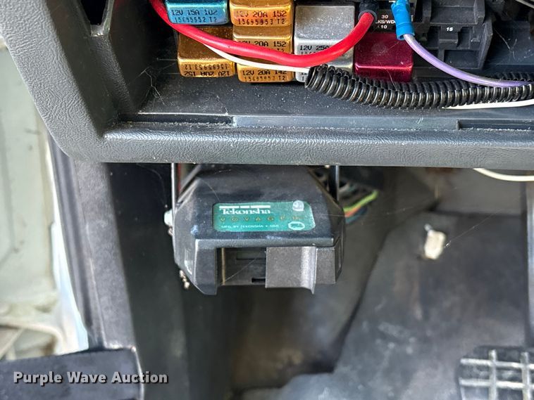 image for item YA1969 2002 GMC C7000 communications truck