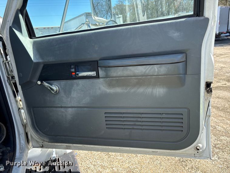 image for item YA1969 2002 GMC C7000 communications truck