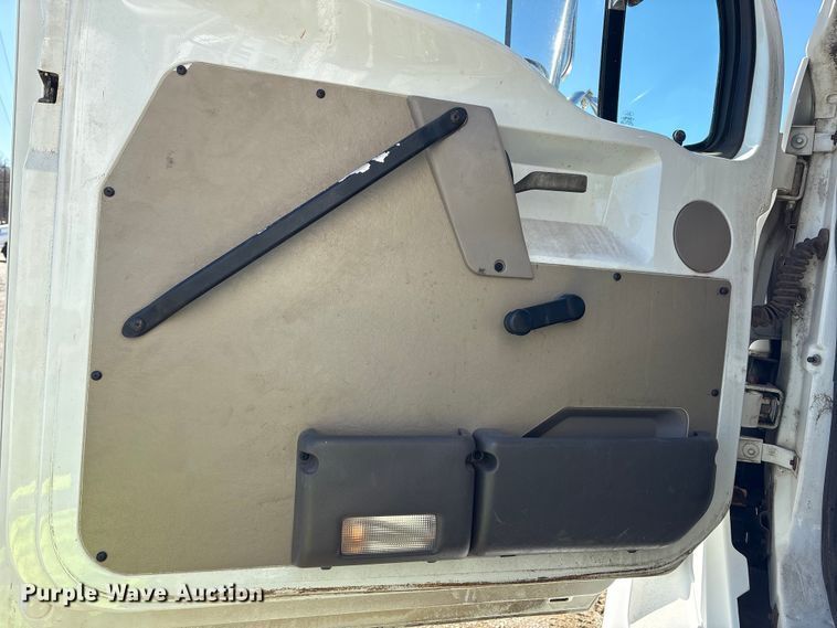 image for item YA1970 2001 Sterling L-Line communications truck