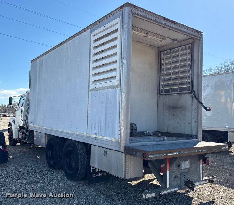 image for item YA1973 2001 Sterling L-Line communications truck