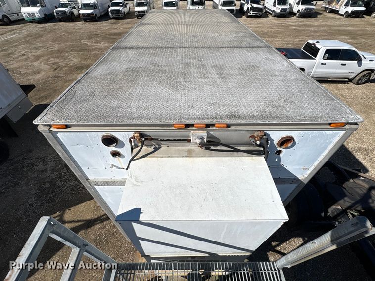 image for item YA1973 2001 Sterling L-Line communications truck