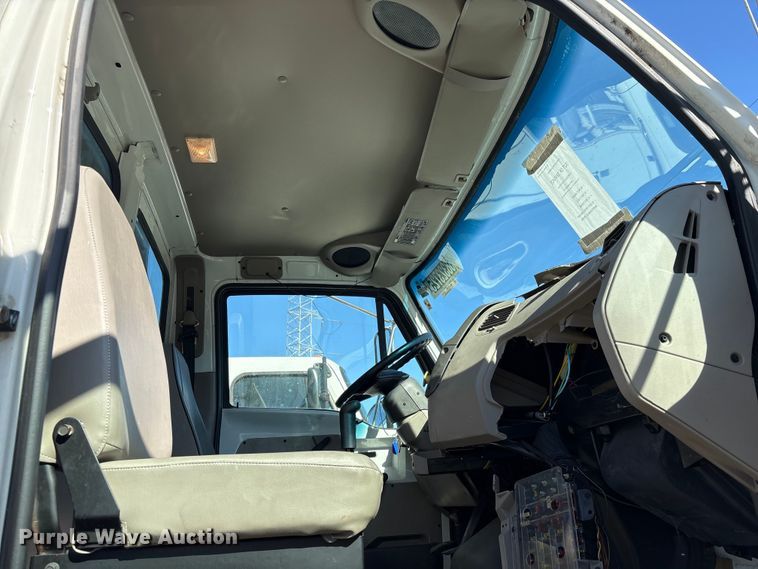 image for item YA1973 2001 Sterling L-Line communications truck