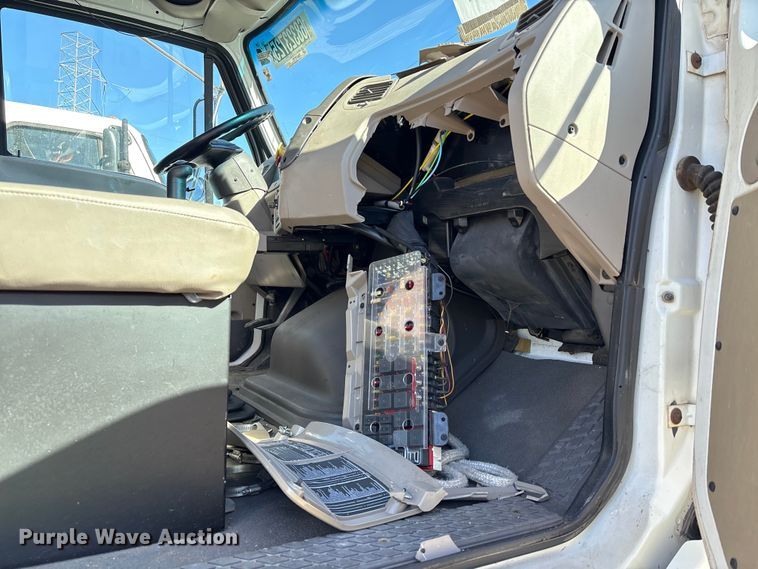 image for item YA1973 2001 Sterling L-Line communications truck