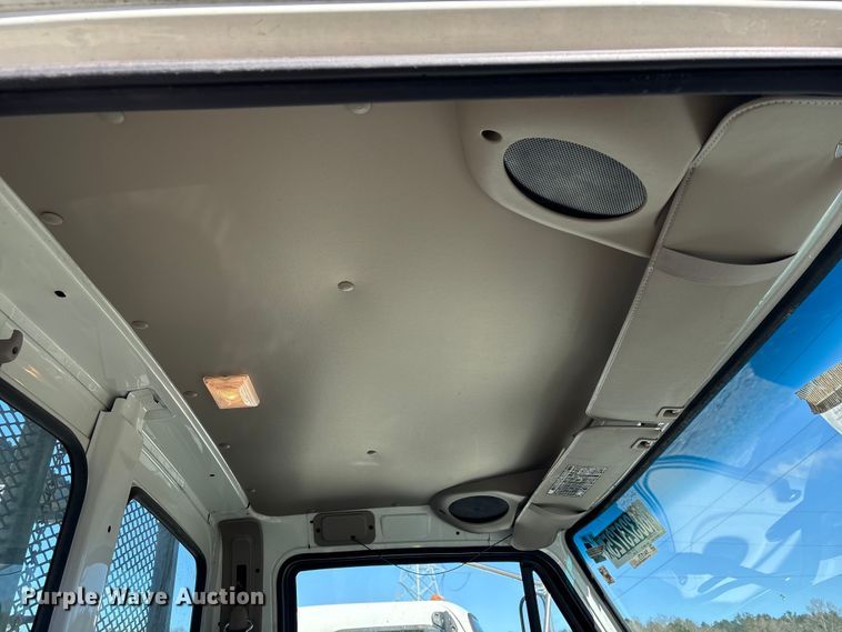 image for item YA1973 2001 Sterling L-Line communications truck