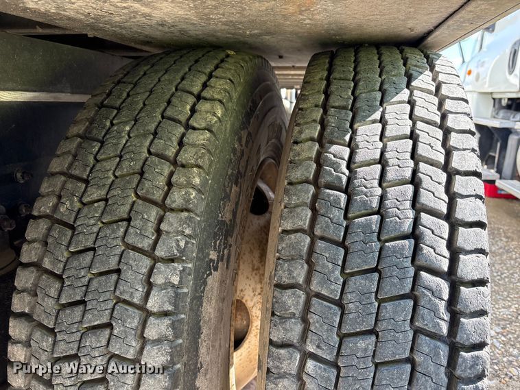 image for item YA1973 2001 Sterling L-Line communications truck