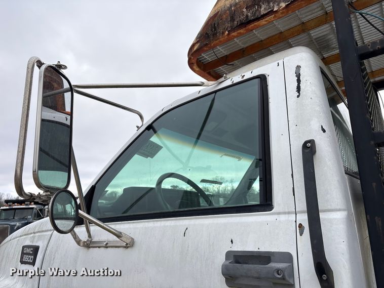 image for item YA1974 1998 GMC C7500 communications truck