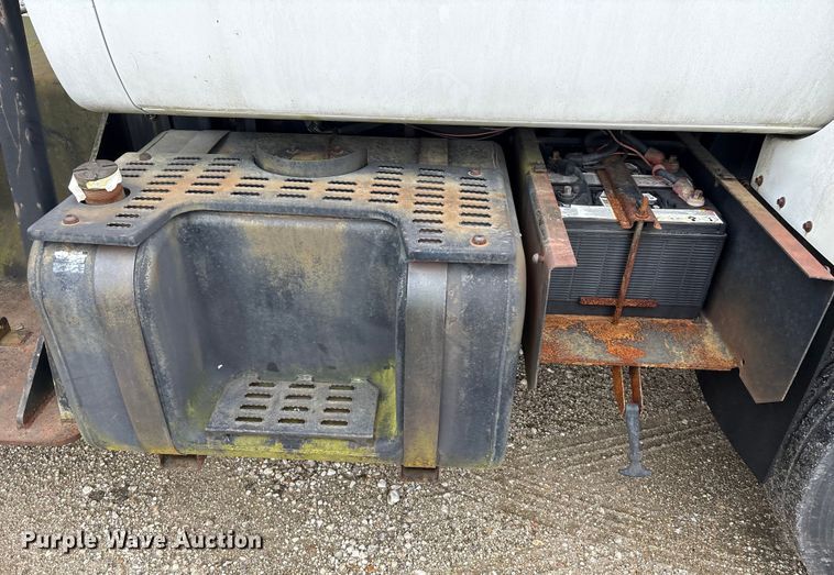 image for item YA1974 1998 GMC C7500 communications truck