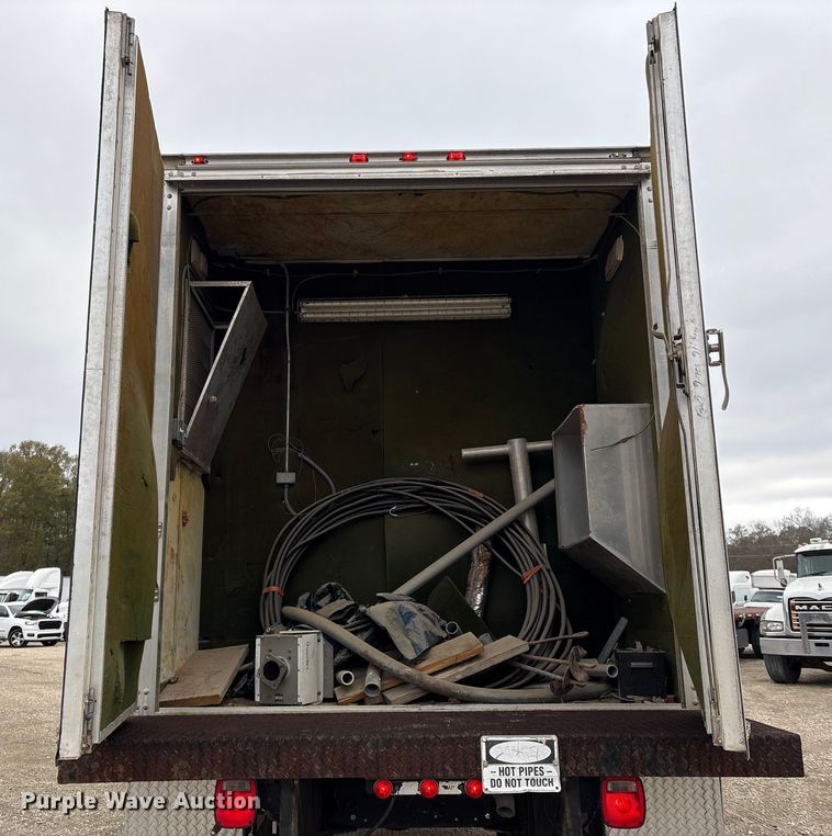 image for item YA1974 1998 GMC C7500 communications truck