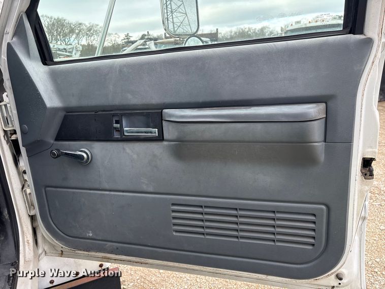 image for item YA1974 1998 GMC C7500 communications truck