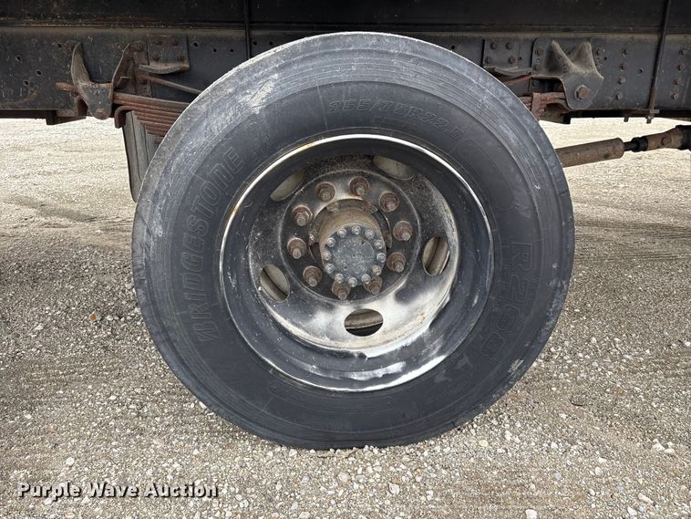 image for item YA1974 1998 GMC C7500 communications truck