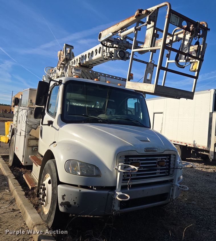 image for item YA1977 2014 Freightliner Business Class M2 cable placer bucket truck